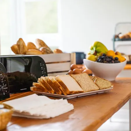 The At Woodenbridge 3*