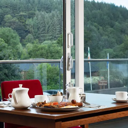 The At Woodenbridge آركلو