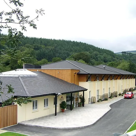 The At Woodenbridge Hotel